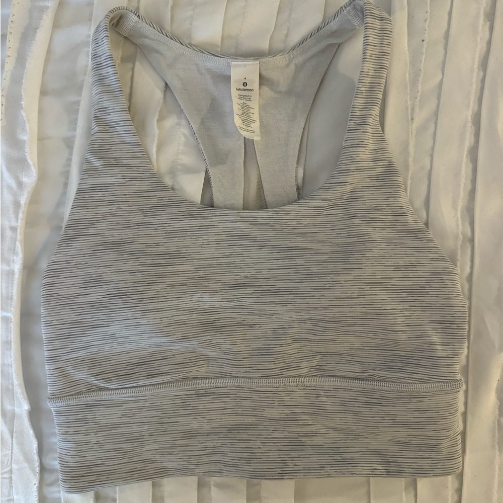 Lululemon sports bra